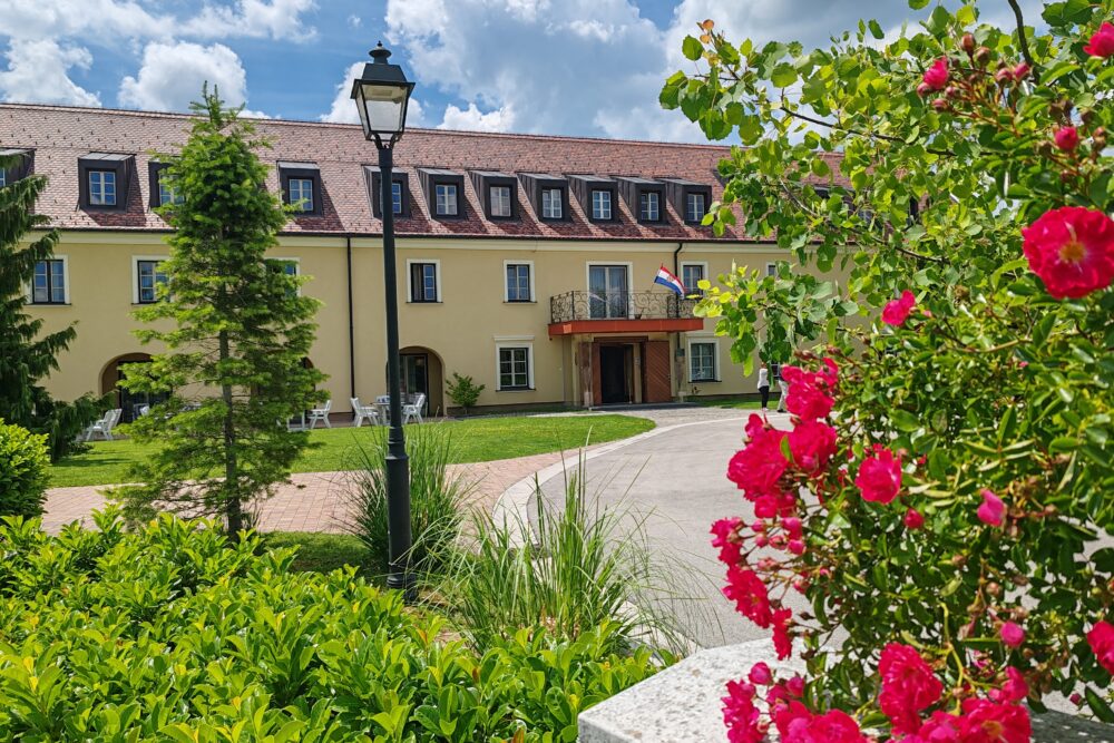 Dvorac Jurjevec eskterijer Dvorac Jurjevec eskterijer
