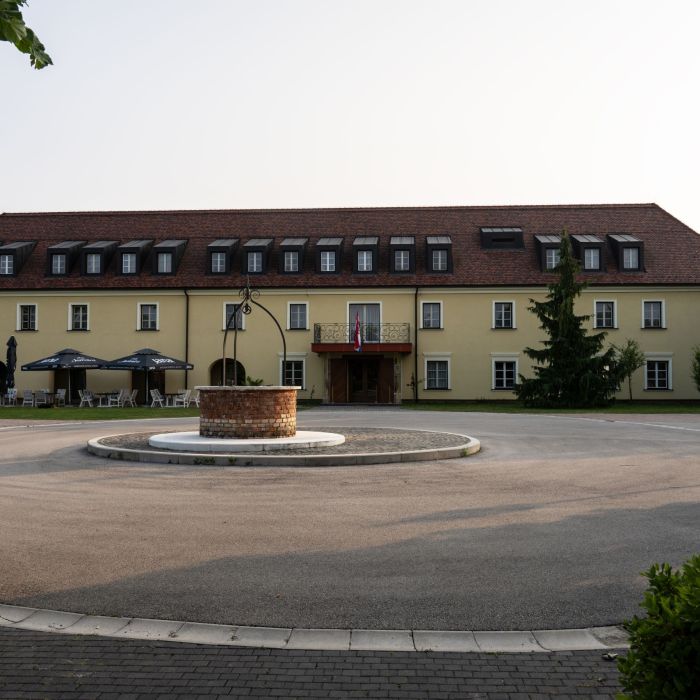 LJETNI BIJEG U SVIJET ARISTOKRACIJE. Ostanite duže – 3. noć je gratis